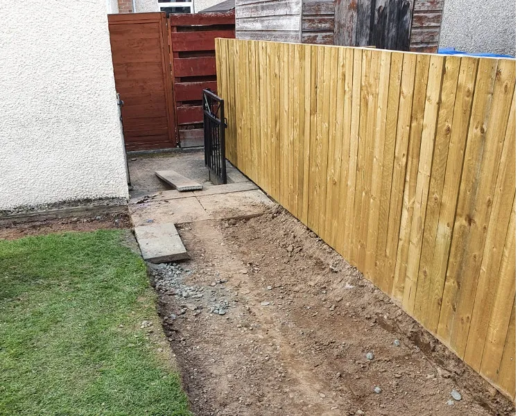 Garden Fences by TTS Garden Services, Perth