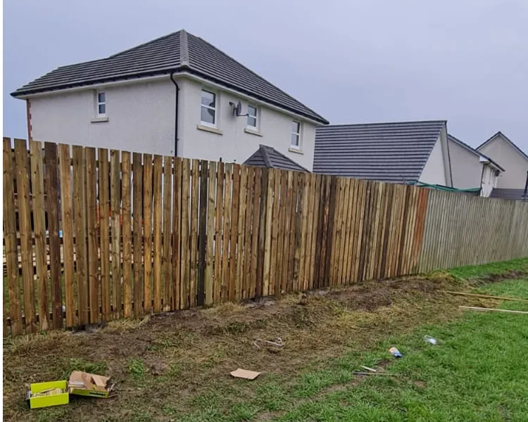 Garden Fencing by TTS Garden Services